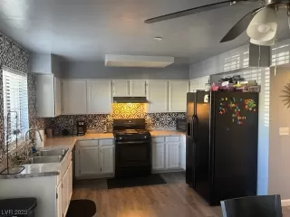 Photo #1: 2478472 Listing 
