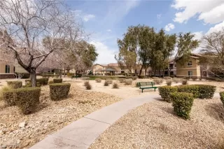 Photo #4: 2478475 Listing 