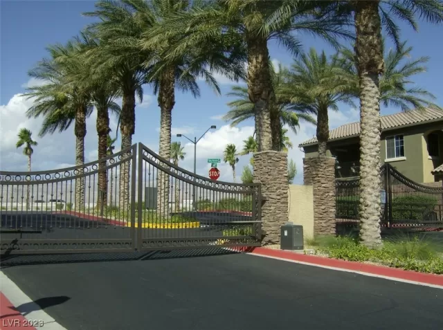 MLS: 2478478 Condo For Sale
