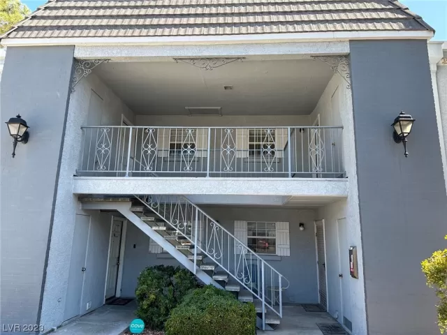 MLS: 2478493 Condo For Sale