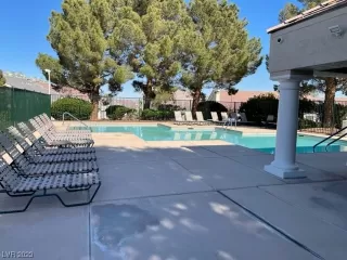 Photo #2: 2478559 Listing 