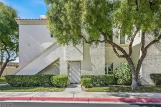 Photo #1: 2478560 Listing