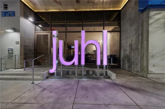 MLS: 2478574 Condo For Sale