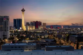 Photo #2: 2478574 Listing