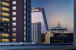 Photo #3: 2478574 Listing