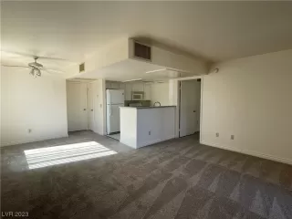 Photo #2: 2478584 Listing 