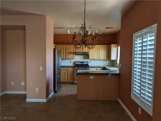 Photo #4: 2478588 Listing 