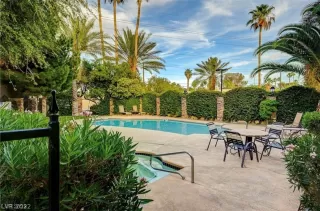 Photo #1: 2478608 Listing 