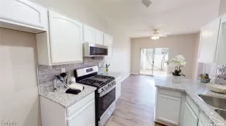 Photo #3: 2478655 Listing