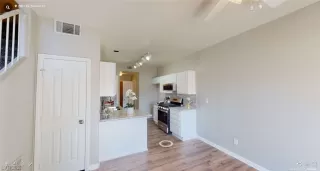 Photo #5: 2478655 Listing