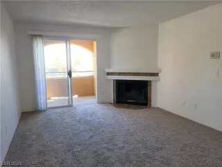 Photo #4: 2478666 Listing