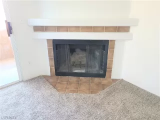 Photo #5: 2478666 Listing