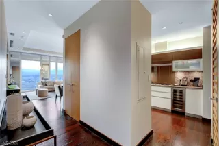 Photo #1: 2478668 Listing