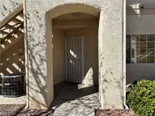 Photo #1: 2478692 Listing