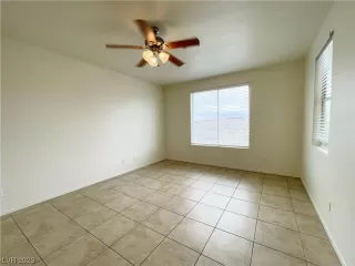 Photo #5: 2478700 Listing 