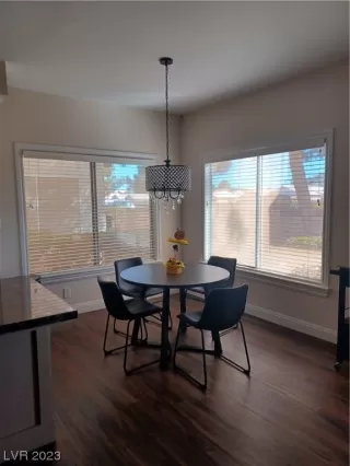 Photo #2: 2478709 Listing