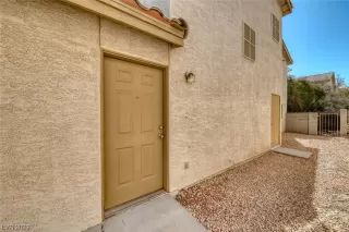 Photo #2: 2478710 Listing