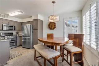 Photo #2: 2478769 Listing