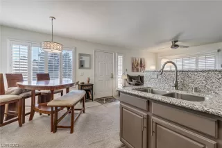 Photo #3: 2478769 Listing