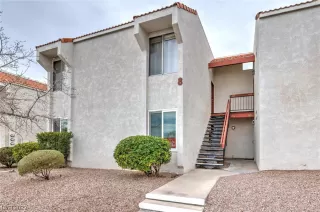 Photo #1: 2478796 Listing