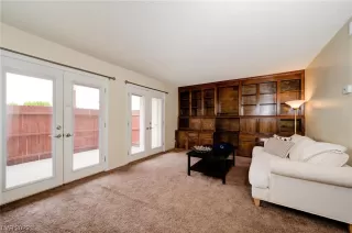 Photo #2: 2478796 Listing