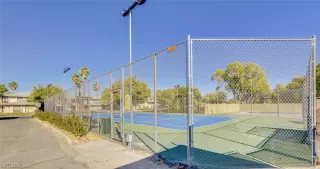 Photo #5: 2478811 Listing 