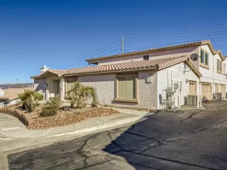 Photo #2: 2478852 Listing