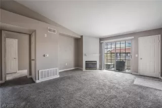 Photo #2: 2478866 Listing