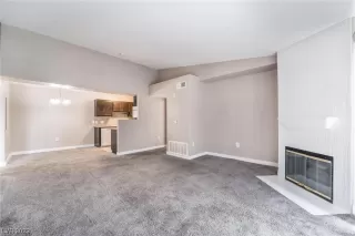 Photo #4: 2478866 Listing