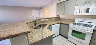 Photo #6: 2478877 Listing 