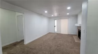 Photo #3: 2478923 Listing 