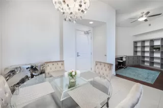 Photo #3: 2478927 Listing 