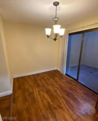 Photo #6: 2478958 Listing 