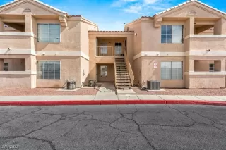 Photo #2: 2478966 Listing 
