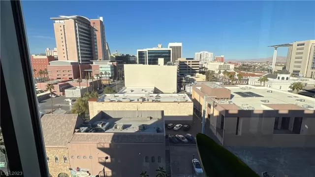 MLS: 2478967 Condo For Sale