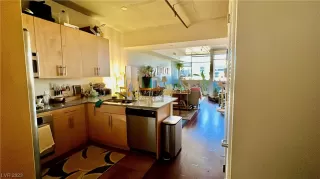 Photo #1: 2478967 Listing