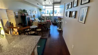 Photo #6: 2478967 Listing