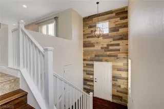 Photo #3: 2478974 Listing