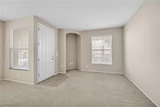 Photo #4: 2478980 Listing 