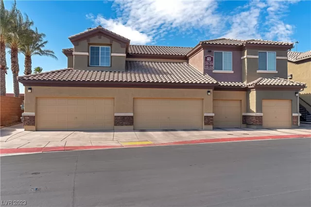 MLS: 2478989 Condo For Sale