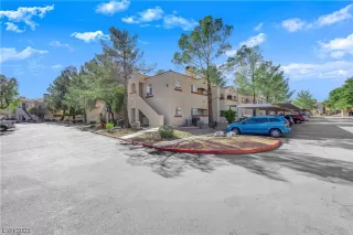 Photo #4: 2479061 Listing 