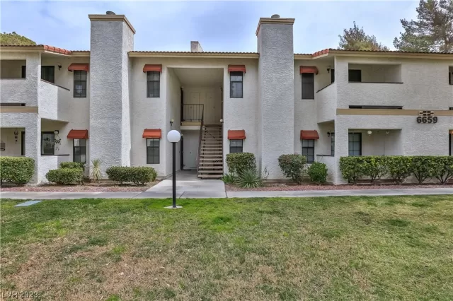 MLS: 2479085 Condo For Sale