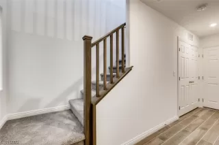 Photo #4: 2479097 Listing 