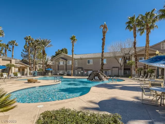 MLS: 2479098 Condo For Sale