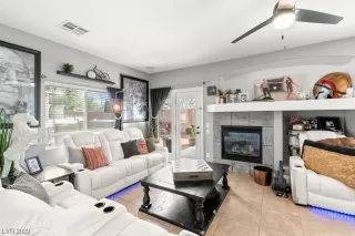 Photo #2: 2479108 Listing 