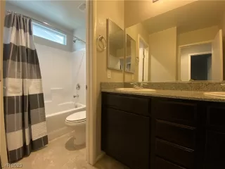 Photo #6: 2479112 Listing 