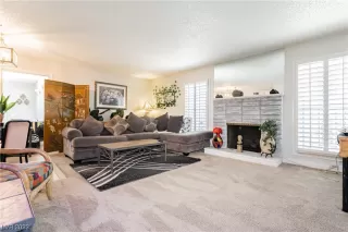 Photo #6: 2479118 Listing 