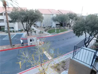 Photo #1: 2479122 Listing 