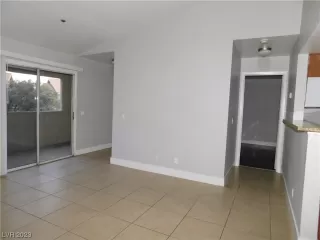 Photo #6: 2479122 Listing 