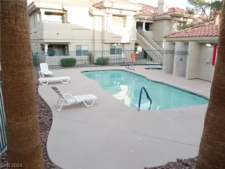 Photo #1: 2479141 Listing 